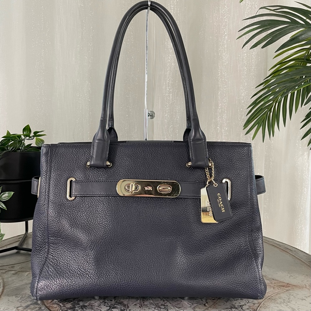 Coach Swagger Carryall in Pebble Leather 36488 LI/Navy MSRP $395